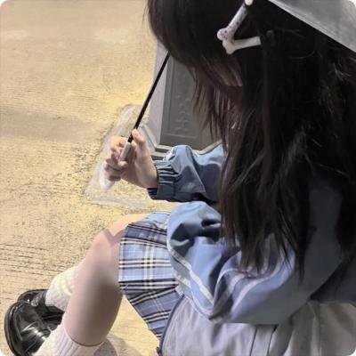 三五成群